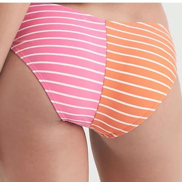 Tommy Hilfiger V-Cut Bikini Bottoms -
Sail Away Stripe Dahlia / Soft White, New - Picture 7 of 13